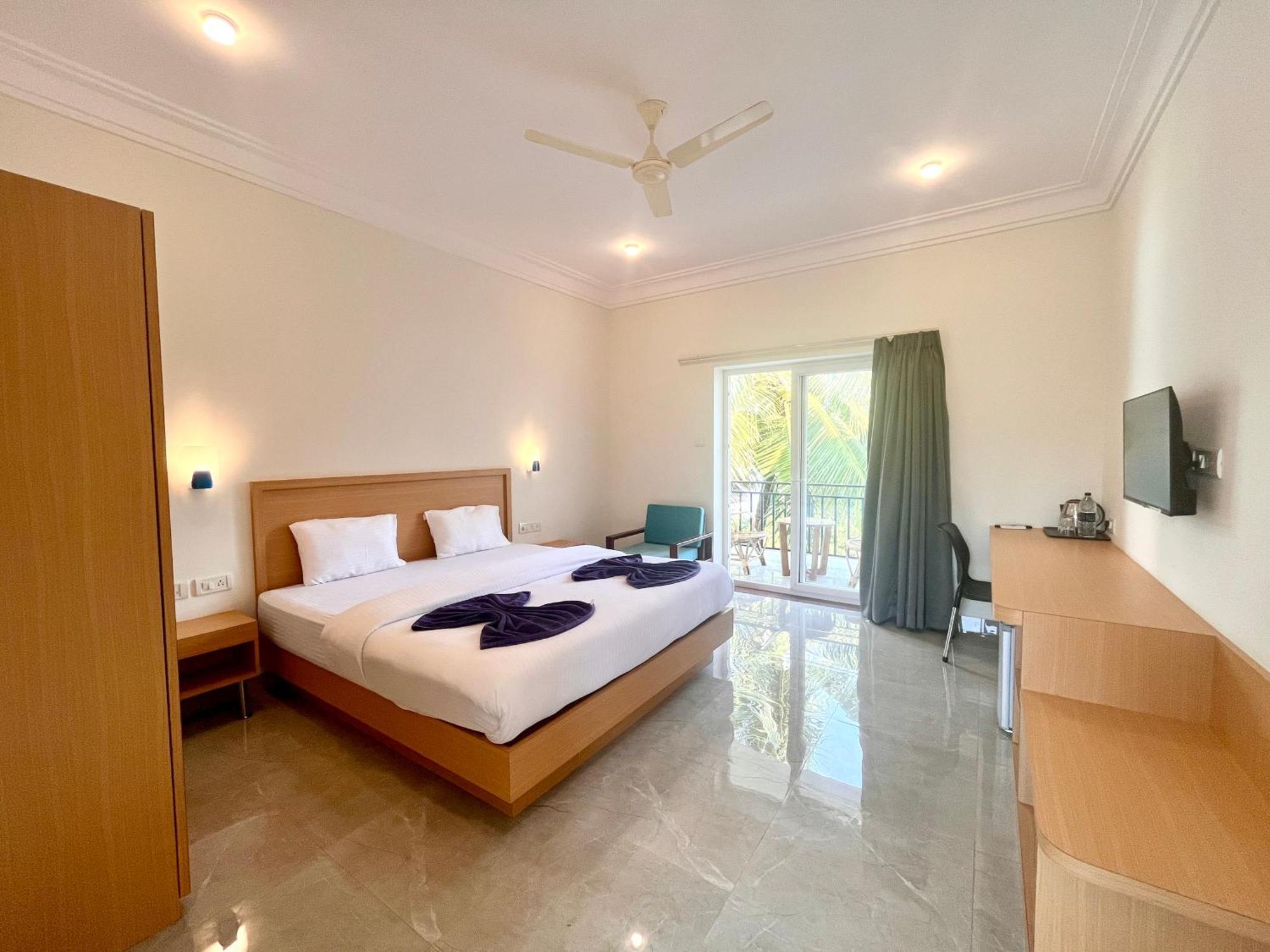 Morjim Sunset Guesthouse - 300 Meter To Morjim Beach エクステリア 写真